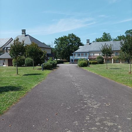 Apartamento Au Pied De La Dordogne Argentat Exterior foto