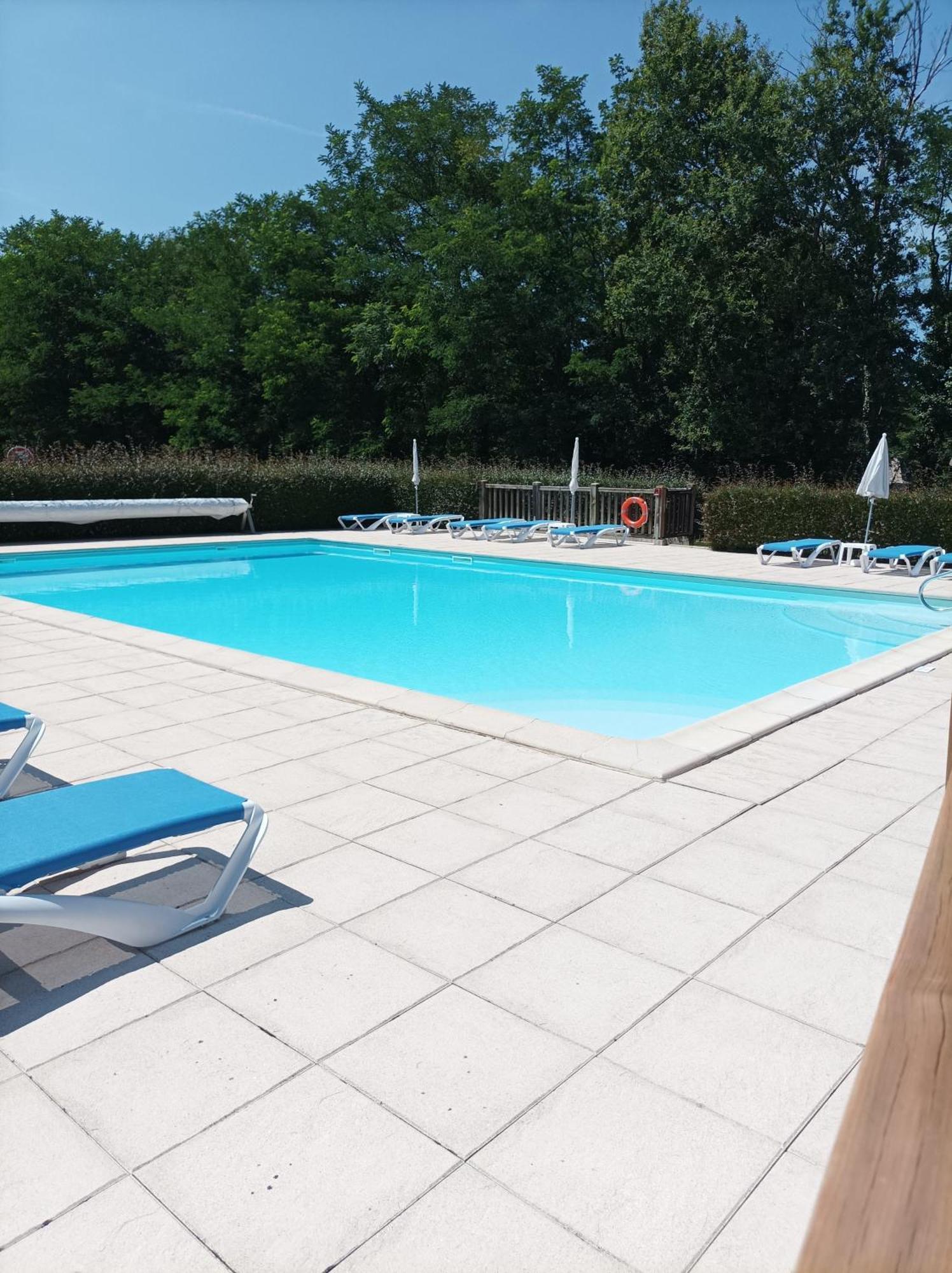 Apartamento Au Pied De La Dordogne Argentat Exterior foto